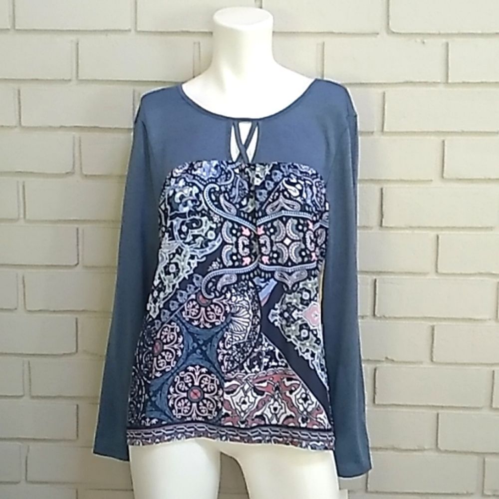 One World Multicolor Paisley Long Sleeve Cut Out Detailed Blouse. Size PM NWT